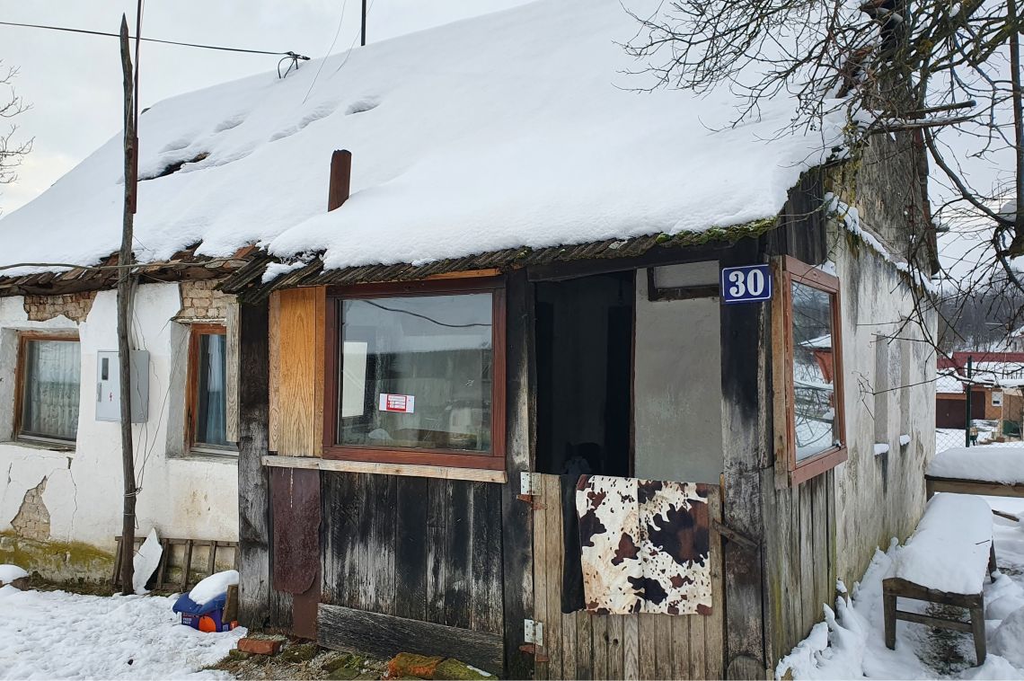 NA KUĆNOM BROJU 30 ŽIVI BAKA ZORKA – POTREBNI STE JOJ #154
